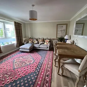 Holyrood Duplex 3- Bedrooms Apartment Edinburgh